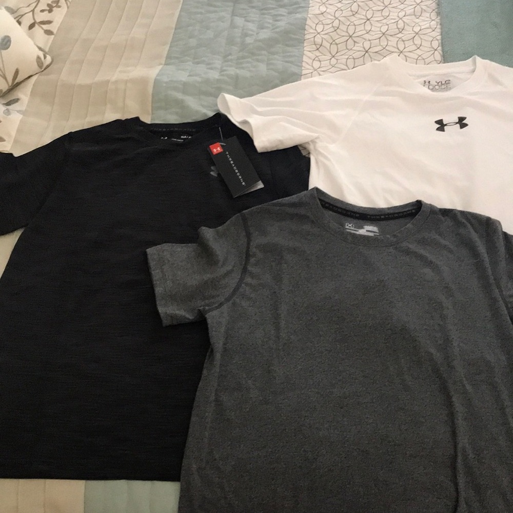 Under Armour boys t-shirts